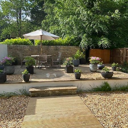 2 Bedroom Apartment With Garden Lansdown Бат Экстерьер фото